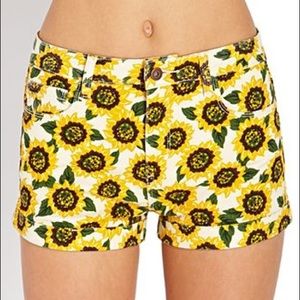 Sunflower/ daisy/ floral denim shorts